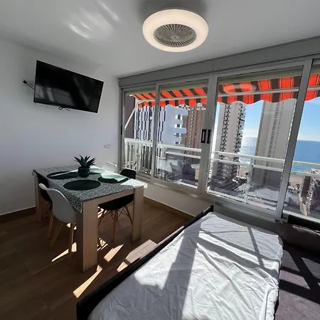 Hany Ducado 12-e * Benidorm