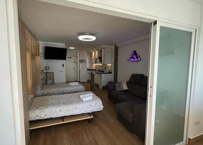 Hany Ducado 12-e 아파트