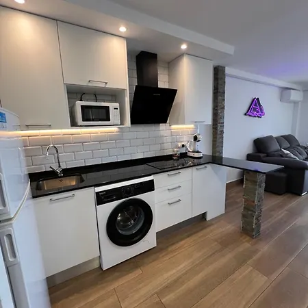 Hany Ducado 12-e アパート *